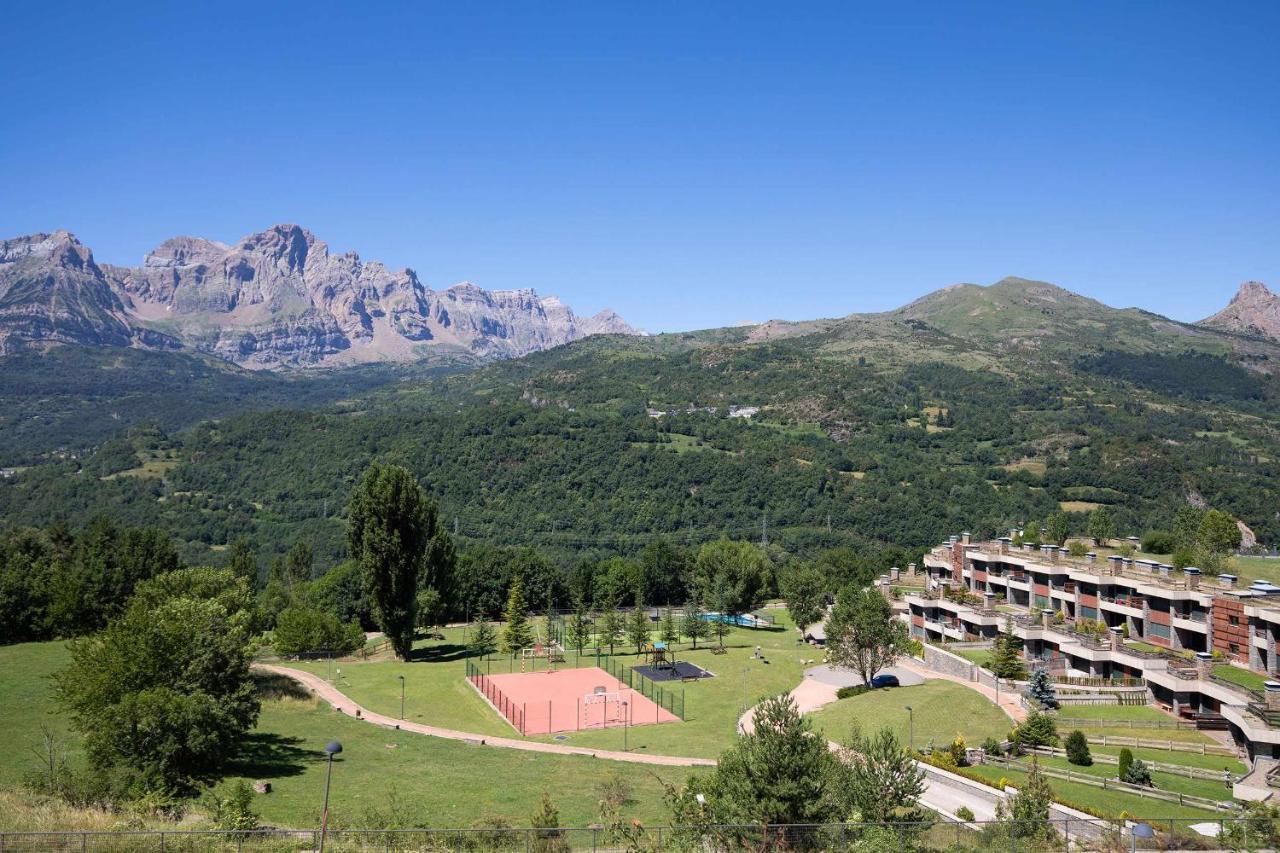 Panticasa Amarilla By Bevalle Panticosa Buitenkant foto